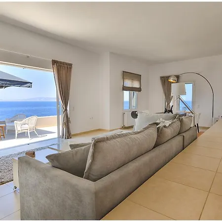 Bella Villa Istérnia
